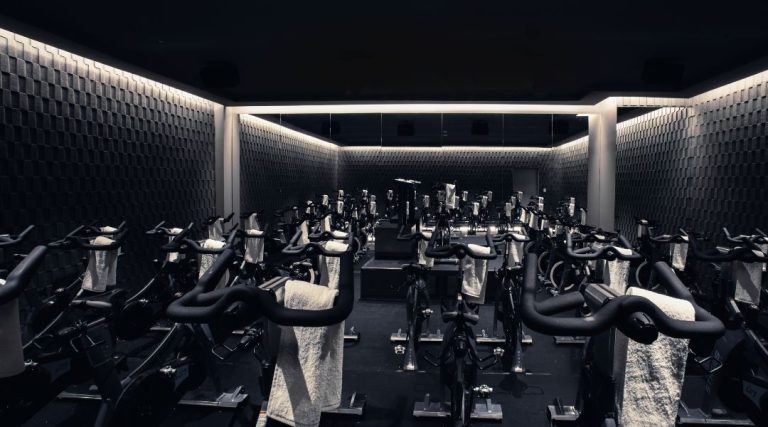 Tren Kebugaran Global: Peluang Besar untuk Bisnis Gym di Indonesia