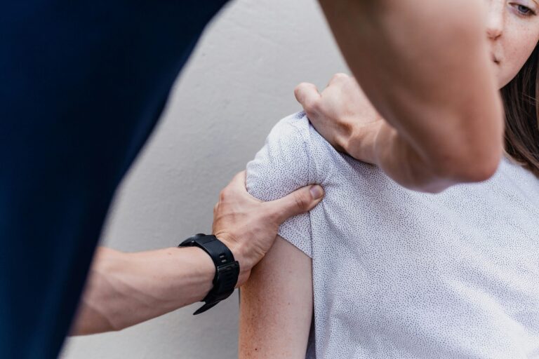 Mengapa Cedera Olahraga Harus Ditangani di Klinik Olahraga? Ini Alasan yang Sering Diabaikan
