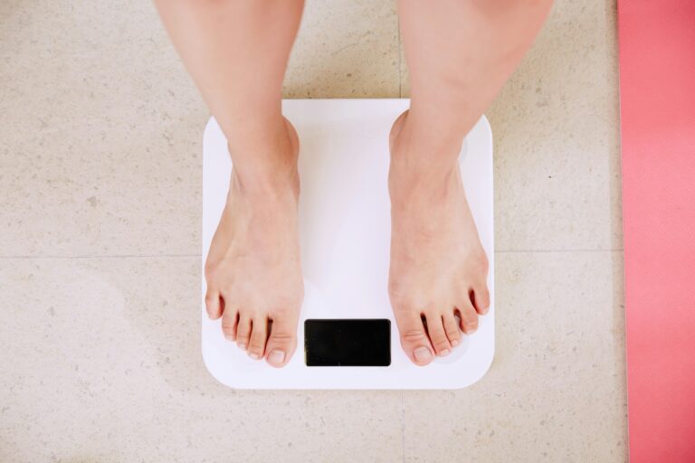 Stop Terobsesi dengan Timbangan: Ini Cara yang Lebih Akurat untuk Ukur Progress Gym Kamu