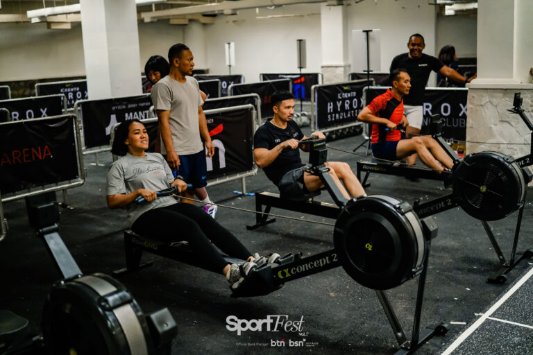 Squad atau Solo, Mana yang Bikin Program Hybrid Training-mu Lebih Efektif