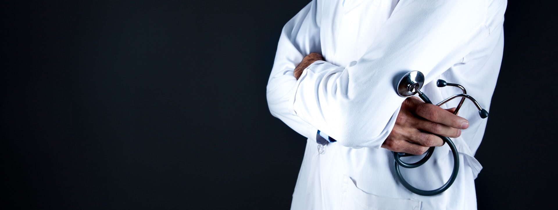 Beda Dokter Olahraga dan Fisioterapis: Tren Kolaborasi yang Makin Umum di Dunia